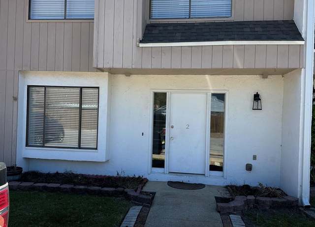 Property at 3400 Wimbledon Dr #2, Pensacola, FL 32504, 3 beds, 2.5 baths
