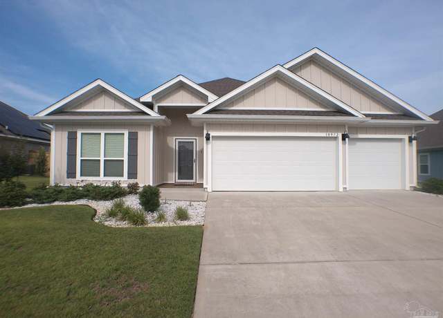 Property at 10972 Coues Dr, Pensacola, FL 32526, 4 beds, 3 baths