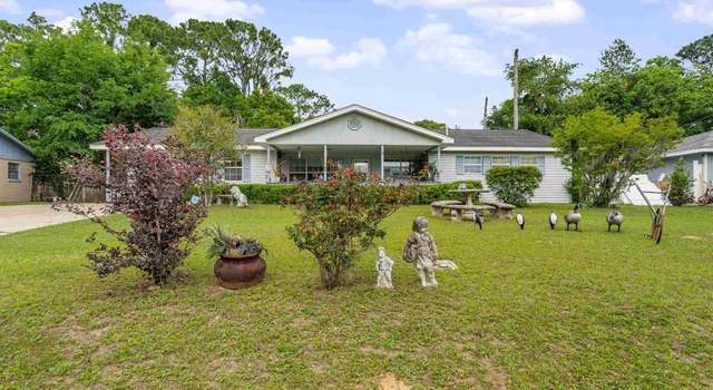 Photo of 4410 Guerlain Way, Pensacola, FL 32505