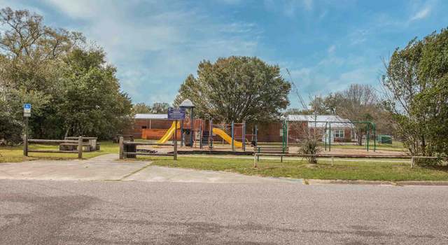 Photo of 4 Adkinson Dr, Pensacola, FL 32506