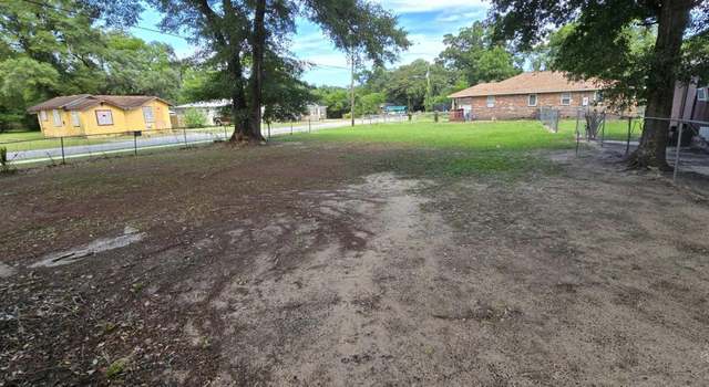 Photo of 3021 N Roosevelt St, Pensacola, FL 32503