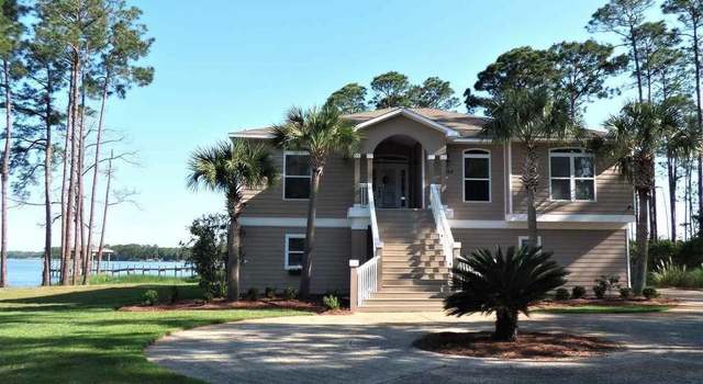 Photo of 4564 Bayside Dr, Milton, FL 32583