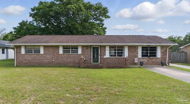 Photo of 425 Hancock Ln, Pensacola, FL 32503