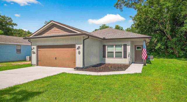 Photo of 205 Webb St, Cantonment, FL 32533