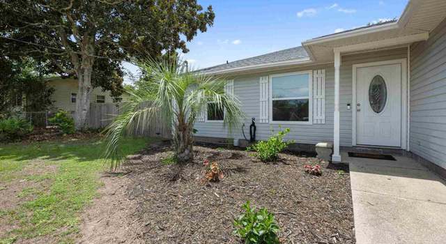Photo of 5605 Galvez Rd, Pensacola, FL 32507
