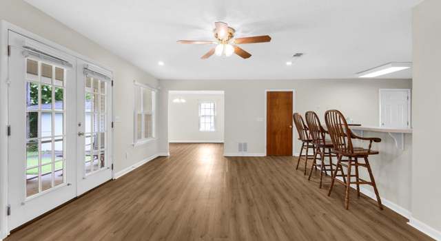 Photo of 3105 E Avery St, Pensacola, FL 32503