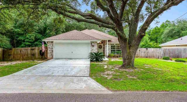 Photo of 6713 Summit Dr, Milton, FL 32570