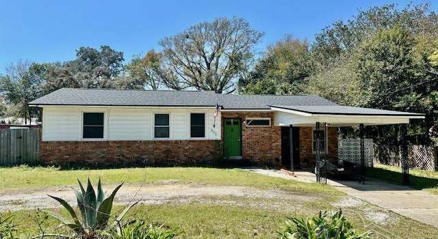 Photo of 523 Lakewood Rd, Pensacola, FL 32507