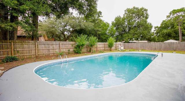Photo of 7815 Lancelot Dr, Pensacola, FL 32514