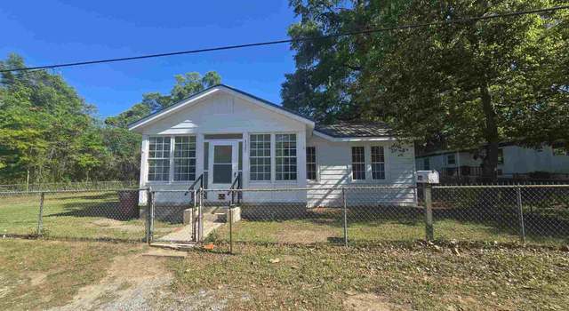 Photo of 337 E Chestnut Ave, Crestview, FL 32539