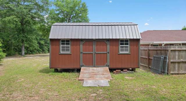 Photo of 6069 Oglesby Rd, Milton, FL 32570