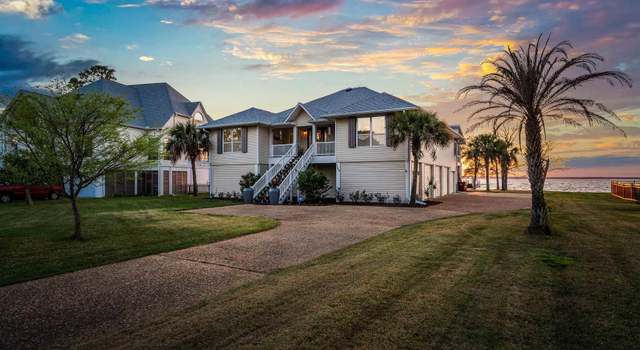 Photo of 4508 Bayside Dr, Milton, FL 32583