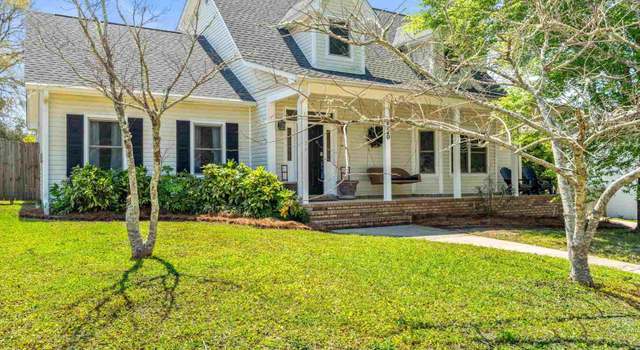 Photo of 2320 Inverness Dr, Pensacola, FL 32503