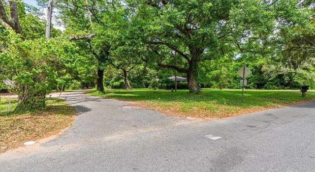 Photo of 8781 Sonnyboy Ln, Pensacola, FL 32514
