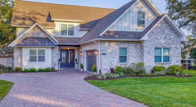 Photo of 1404 E Shores Blvd, Gulf Breeze, FL 32563