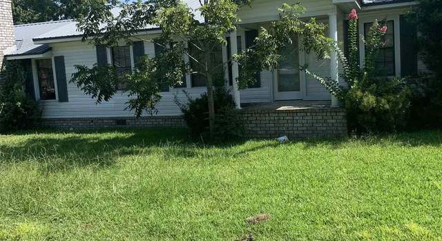 Photo of 600 Mayo Ln, Century, FL 32535