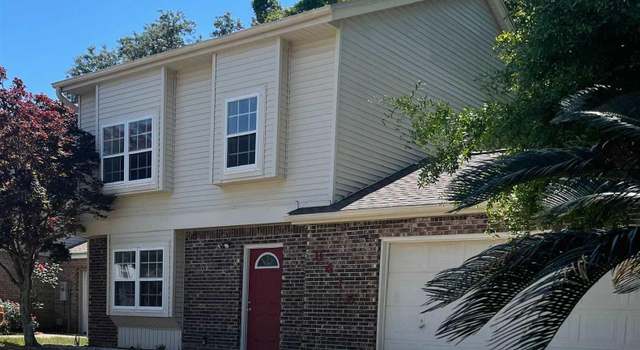 Photo of 8415 Williamsburg Cir, Pensacola, FL 32514