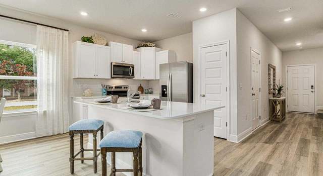 Photo of 4038 Pendragon Cir, Milton, FL 32583