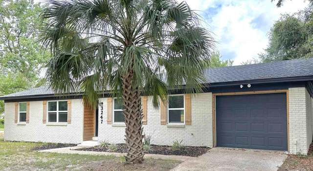 Photo of 3247 Auburn Pkwy, Gulf Breeze, FL 32563