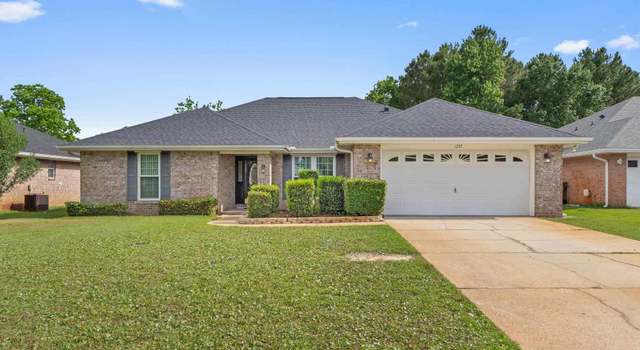 Photo of 1237 Grand Ridge Cir, Gulf Breeze, FL 32563