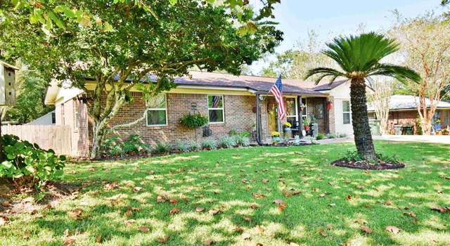 Photo of 173 Navarro Rd, Cantonment, FL 32533