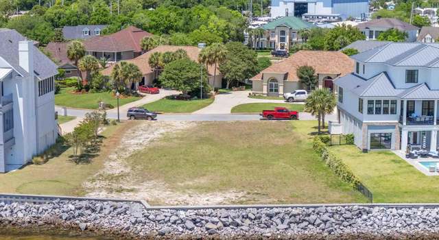Photo of 545 Windrose Cir, Pensacola, FL 32507