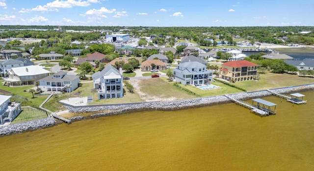 Photo of 545 Windrose Cir, Pensacola, FL 32507