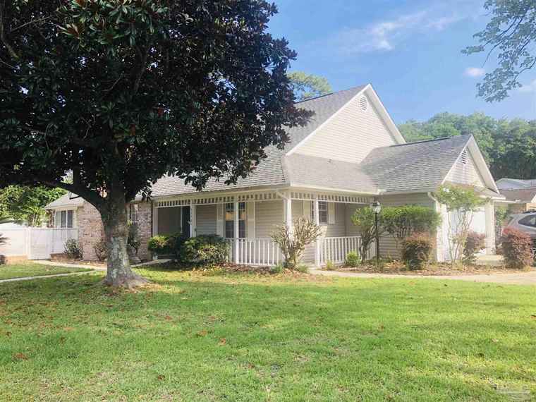 Photo of 5270 Flintwood Cir Pensacola, FL 32504