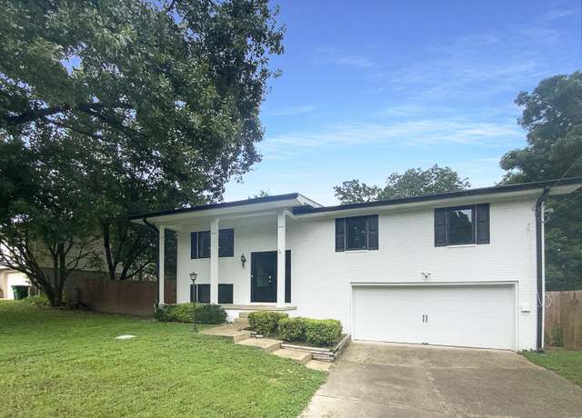 Property at 8127 Blue Spruce Dr, Hixson, TN 37343, 3 beds, 2 baths