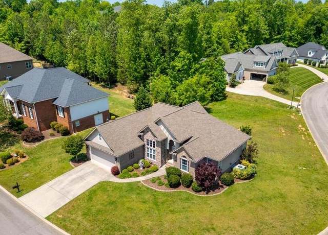 Property at 1720 NW Overdale Dr, Cleveland, TN 37312, 3 beds, 2.5 baths