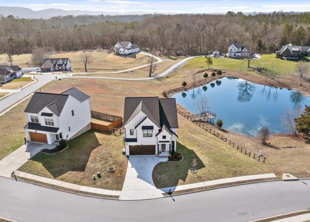 Property at 7424 Crowes Nest Dr, Harrison, TN 37341, 4 beds, 3.5 baths