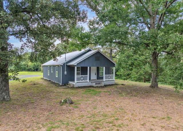 Property at 3807 Hwy 52 Alt Hwy, Chatsworth, GA 30705, 3 beds, 1.5 baths