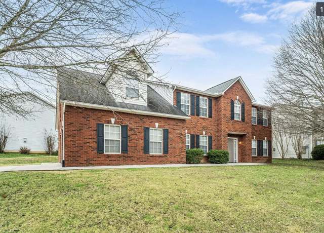 Property at 7307 Jenkins Creek Dr, Knoxville, TN 37931, 4 beds, 2.5 baths