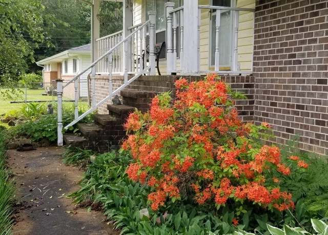 Property at 1030 Ambrose Ln, Hixson, TN 37343, 3 beds, 2 baths