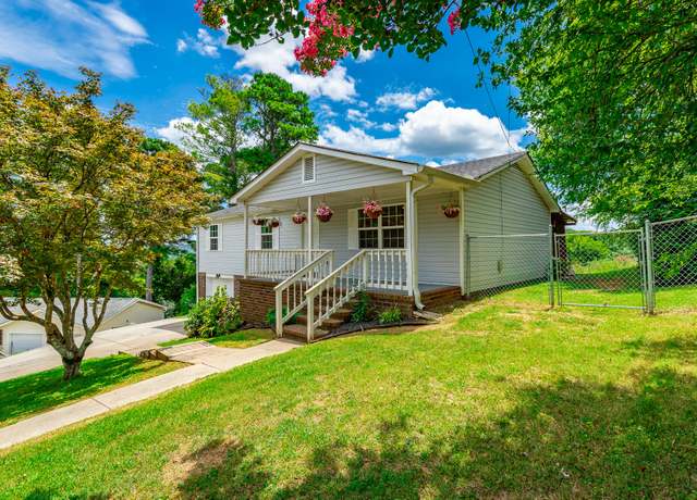 Property at 34 Old World Dr, Ringgold, GA 30736, 3 beds, 3 baths