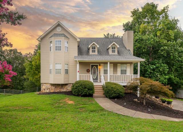 Property at 343 Glenda Ln, Ringgold, GA 30736, 3 beds, 3.5 baths
