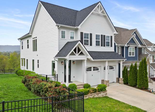 Property at 1807 Seven Pines Ln, Chattanooga, TN 37415, 3 beds, 2.5 baths