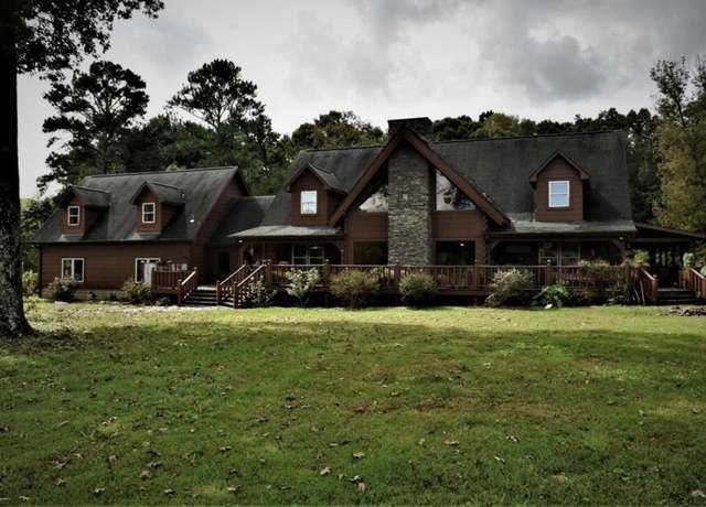 Property at 3901 SE Spring Place Rd, Cleveland, TN 37323, 3 beds, 2.5 baths