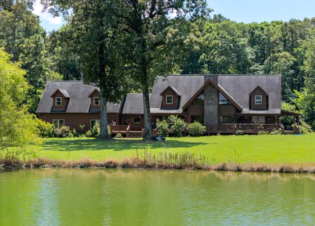 Property at 3901 SE Spring Place Rd, Cleveland, TN 37323, 3 beds, 2.5 baths