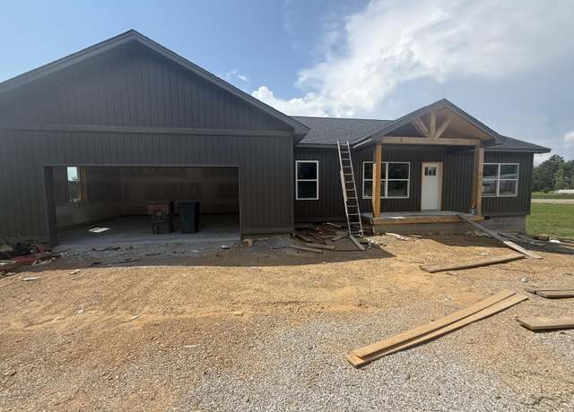 Property at 3663 New Home Rd, Trenton, GA 30752, 3 beds, 2 baths