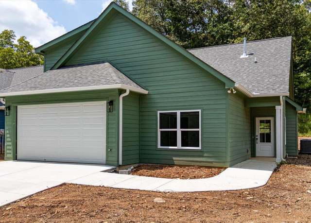 Property at 4805 Green Shanty Rd, Ooltewah, TN 37363, 5 beds, 3 baths
