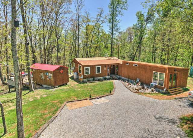 Property at 334 Prince Rd, Trenton, GA 30752, 2 beds, 2 baths