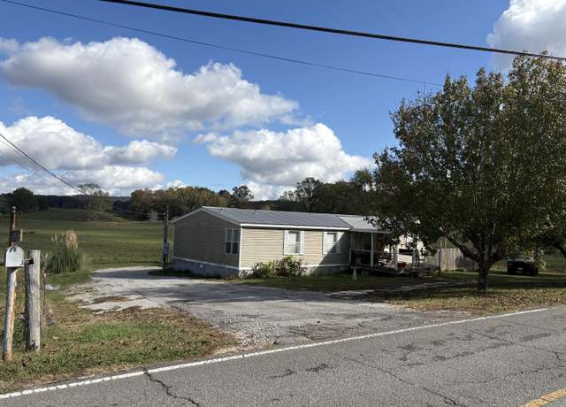 Property at 2487 Corinth Rd, Lafayette, GA 30728, 3 beds, 2 baths