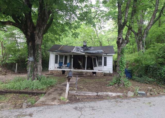 Property at 115 Goodson Ave, Chattanooga, TN 37405, 2 beds, 1 bath