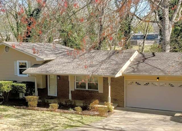 Property at 1603 Lisa Lynn Dr, Hixson, TN 37343, 3 beds, 2.5 baths