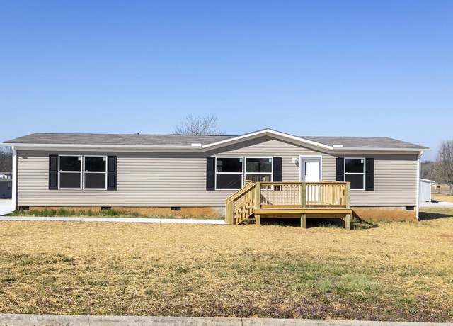 Property at 170 Meadow Lawn Dr, Englewood, TN 37329, 3 beds, 2 baths