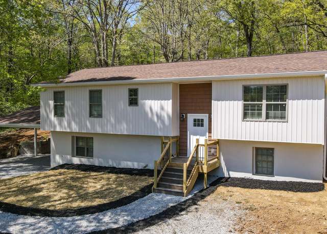 Property at 234 Johnson Rd, Hixson, TN 37343, 5 beds, 3 baths