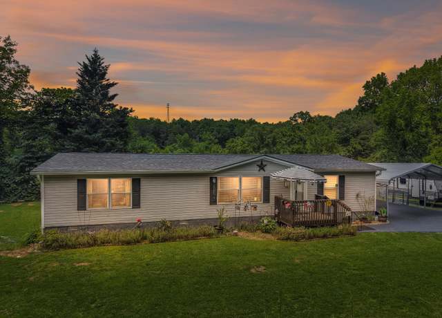 Property at 9885 Lovell Rd, Soddy Daisy, TN 37379, 3 beds, 2 baths