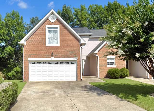 Property at 1925 Rosebrook Dr, Chattanooga, TN 37421, 3 beds, 2.5 baths
