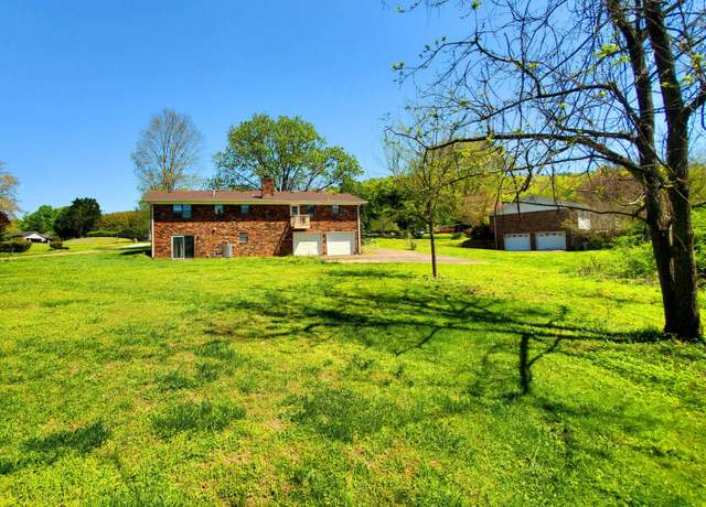 Property at 9512 Heathwood Dr, Ooltewah, TN 37363, 4 beds, 2.5 baths